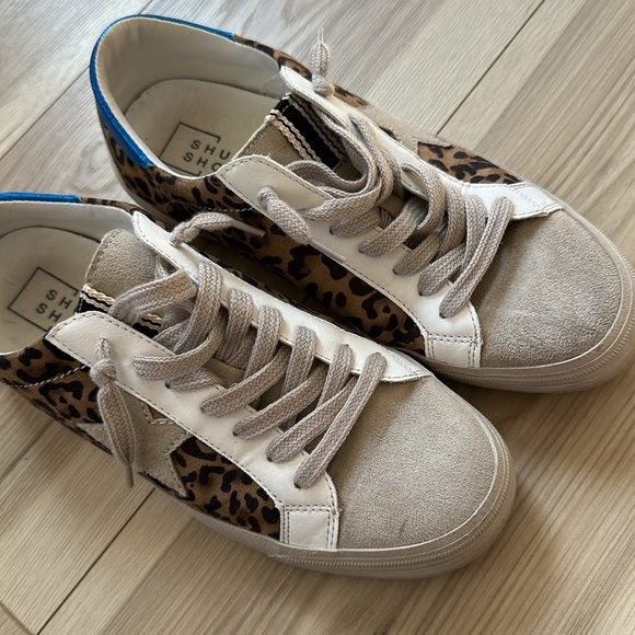Cheetah/blue sneakers - Picture 6 of 6